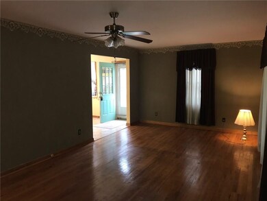 700 E 10th St N, Newton, IA 50208 - photo 4