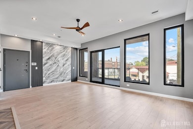 150 Easton Ave unit 2, New Brunswick, NJ 08901 - photo 4