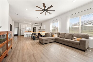 562 Barnes Rd, Cleburne, TX 76031 - photo 3