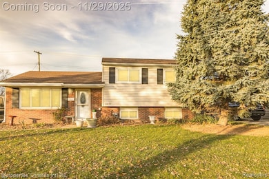 11899 Wheaton Dr, Sterling Heights, MI 48313 - photo 2