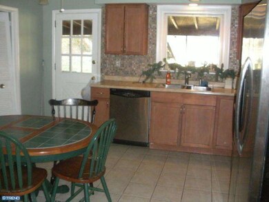 1449 Anthony Wayne Dr, Wayne, PA 19087 - photo 6