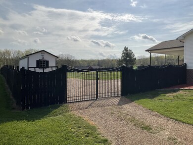 721 Mapleview Dr, Shelbyville, TN 37160 - photo 5