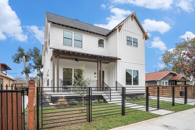 808 Walton St, Houston, TX 77009 - photo 2