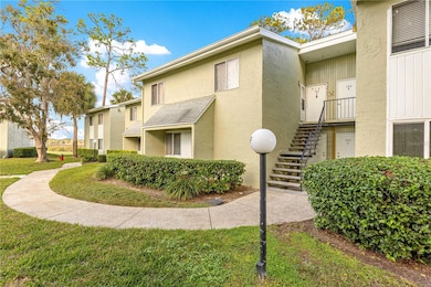 586 Fairways Cir unit A, Ocala, FL 34472 - photo 2