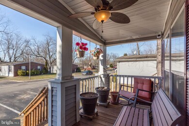 1507 Flanders Ln unit J, Harwood, MD 20776 - photo 3