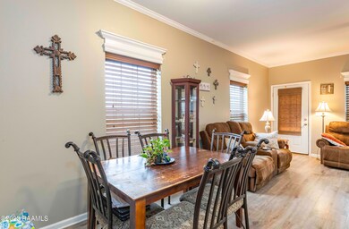 Dining Area 1 (2)