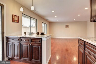 10948 Trotting Ridge Way, Columbia, MD 21044 - photo 7