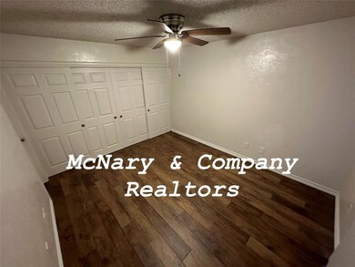 638 Bellaire Dr unit B, Hurst, TX 76053 - photo 4