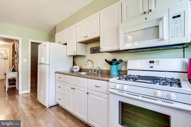 5540 Frederick Ave, Catonsville, MD 21228 - photo 6