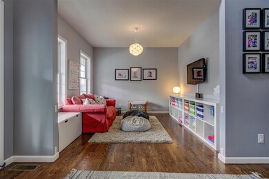 12 Grapevine Rd, MerriMacK, NH 03054 - photo 4