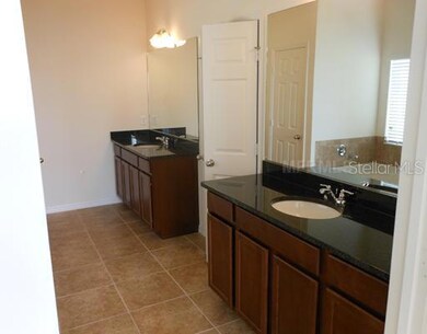 5215 Bannister Park Ln unit 4611, Lithia, FL 33547 - photo 7