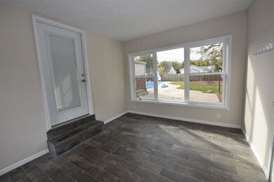 Mud Room, entry for everyday. Space for shoes, coa