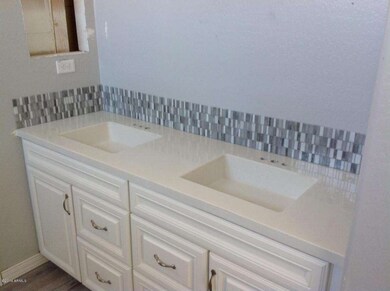 Master Vanity