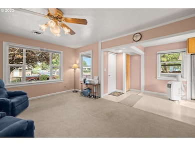 Living Room/Dining Room