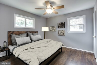 130 Hutton St, Gaithersburg, MD 20877 - photo 3