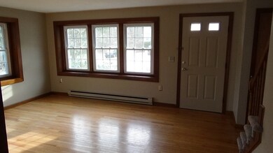 33 Pine View unit 33, Millis, MA 02054 - photo 3