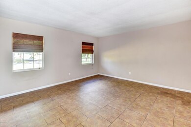 4-Living Room Area