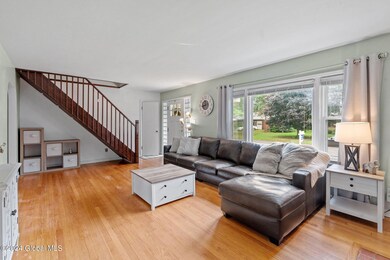 8 Silversmith Ln, Schenectady, NY 12306 - photo 7