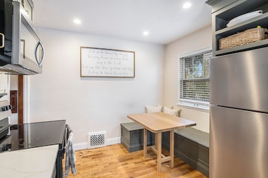 314 W 14th St, Holland, MI 49423 - photo 7