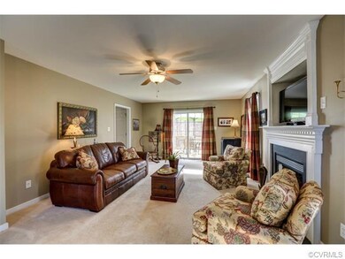 The HUGE family room (13'x25') is on the right as 
