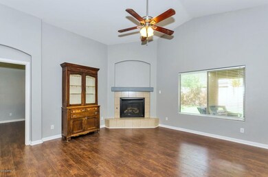 1932 S 174th Ave-large-007-14-Main Livin