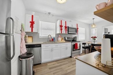 501 S E St, Lake Worth, FL 33460 - photo 4