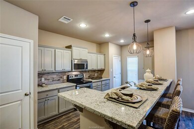 3439 Summerway Dr, College Station, TX 77845 - photo 7