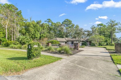 5035 Ortega Farms Blvd, Jacksonville, FL 32210 - photo 3