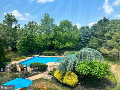 8 Shelley Ct, Princeton Junction, NJ 08550 - photo 5