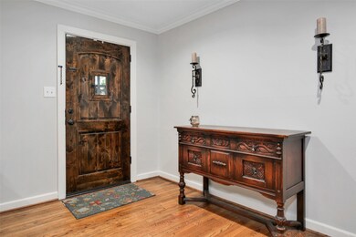 1047 W 41st St, Houston, TX 77018 - photo 4