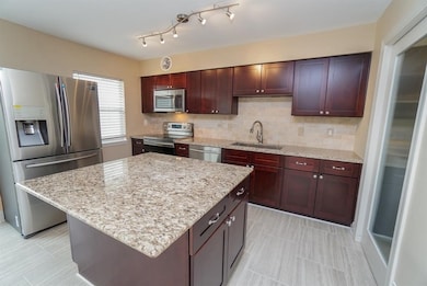 Kitchen Island Detail
Entertainer's Paradise! The