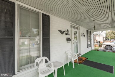 342 E Queen St, Strasburg, VA 22657 - photo 5