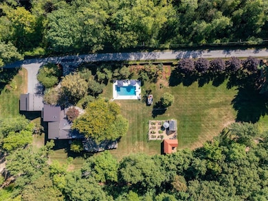 Shelburne Point Retreat