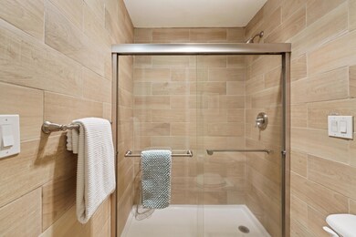 19717 Mount Bachelor Dr unit 107, Bend, OR 97702 - photo 6