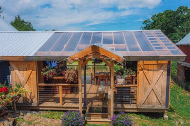 3118 W Glover Rd, Barton, VT 05822 - photo 4