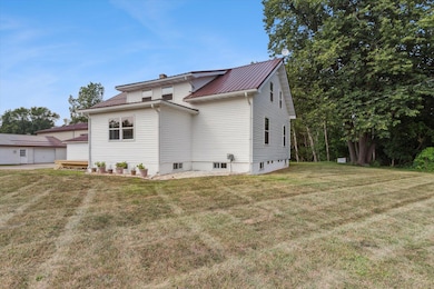 05-5423-Howard-City-Edmore-Rd-Vestaburg-