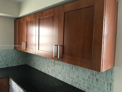 1450 NE 191st St unit 101, Miami, FL 33179 - photo 6