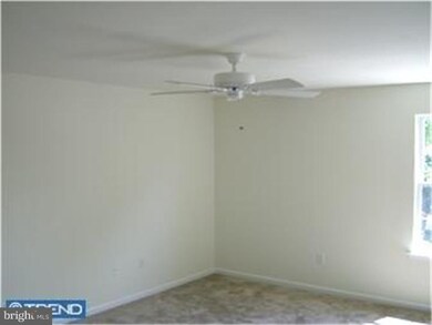 126 Carre Ave unit B, Essington, PA 19029 - photo 2