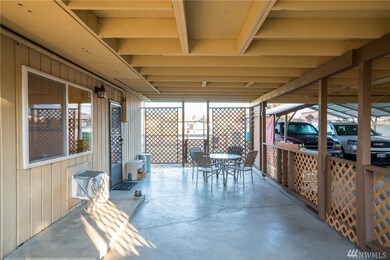 15 S Linden Ave, East Wenatchee, WA 98802 - photo 6