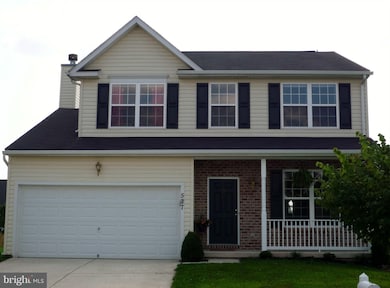 527 Kenan St, Taneytown, MD 21787 - photo 2