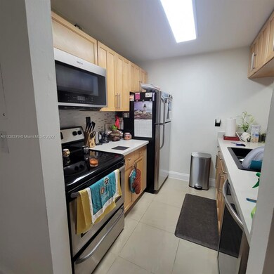 8000 SW 149th Ave unit A311, Miami, FL 33193 - photo 3