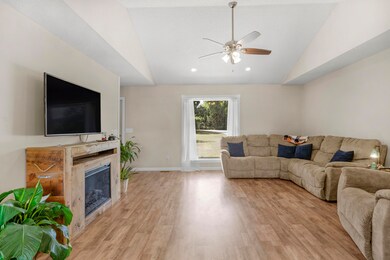 9185 Ginger Ln, Carthage, MO 64836 - photo 5