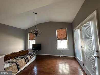 300 Ellis Ct, Newark, DE 19711 - photo 4