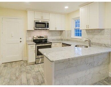 35 Hammond Pond Pkwy unit 3, Chestnut Hill, MA 02467 - photo 3