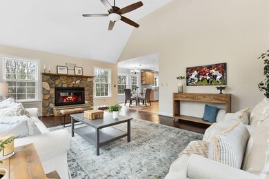 4 Lindsay Ln, Methuen, MA 01844 - photo 5