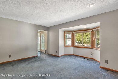 643 Paris Ave, Lansing, MI 48910 - photo 7