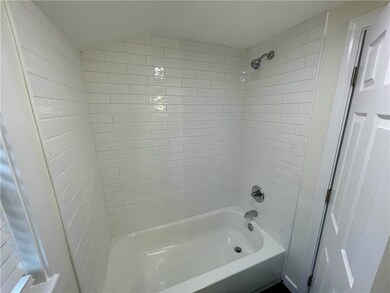 223 Child St unit 2, Warren, RI 02885 - photo 6