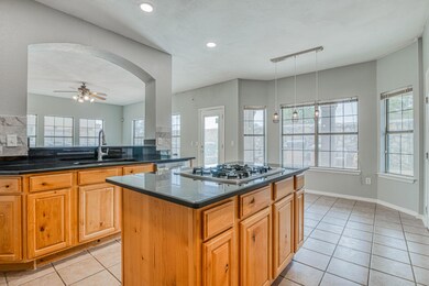 225 Lago Seco Dr, Horizon City, TX 79928 - photo 7