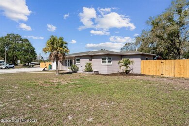 02-2704 Cherbourg Rd-11