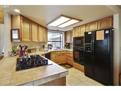 4 Fairway Ln, Bend, OR 97707 - photo 5